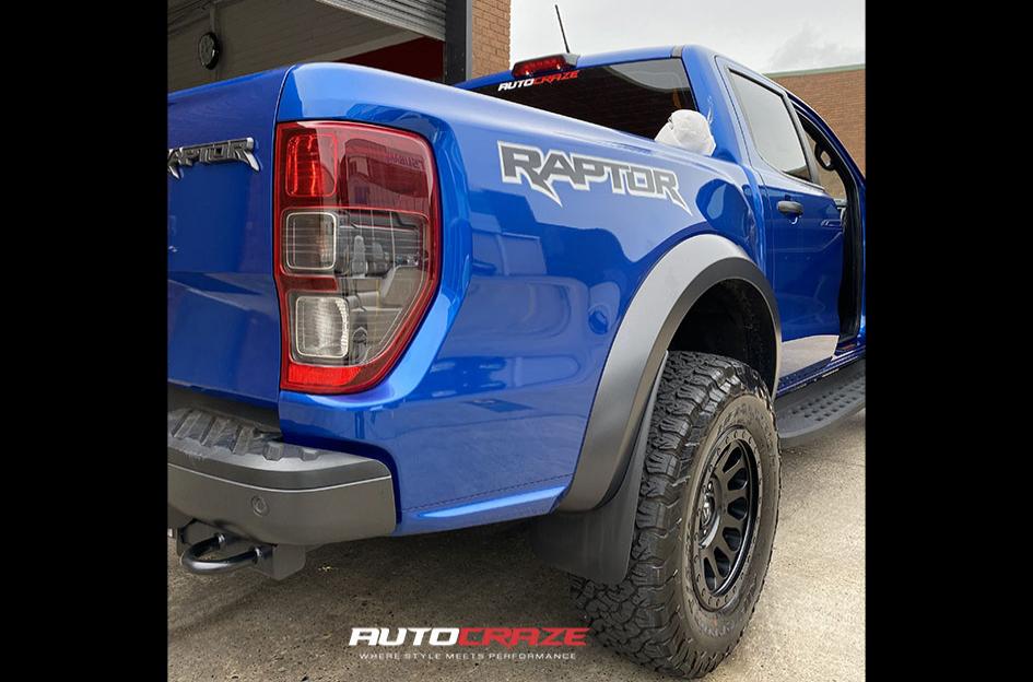 FORD RANGER RAPTOR VECTOR MATTE BLACK